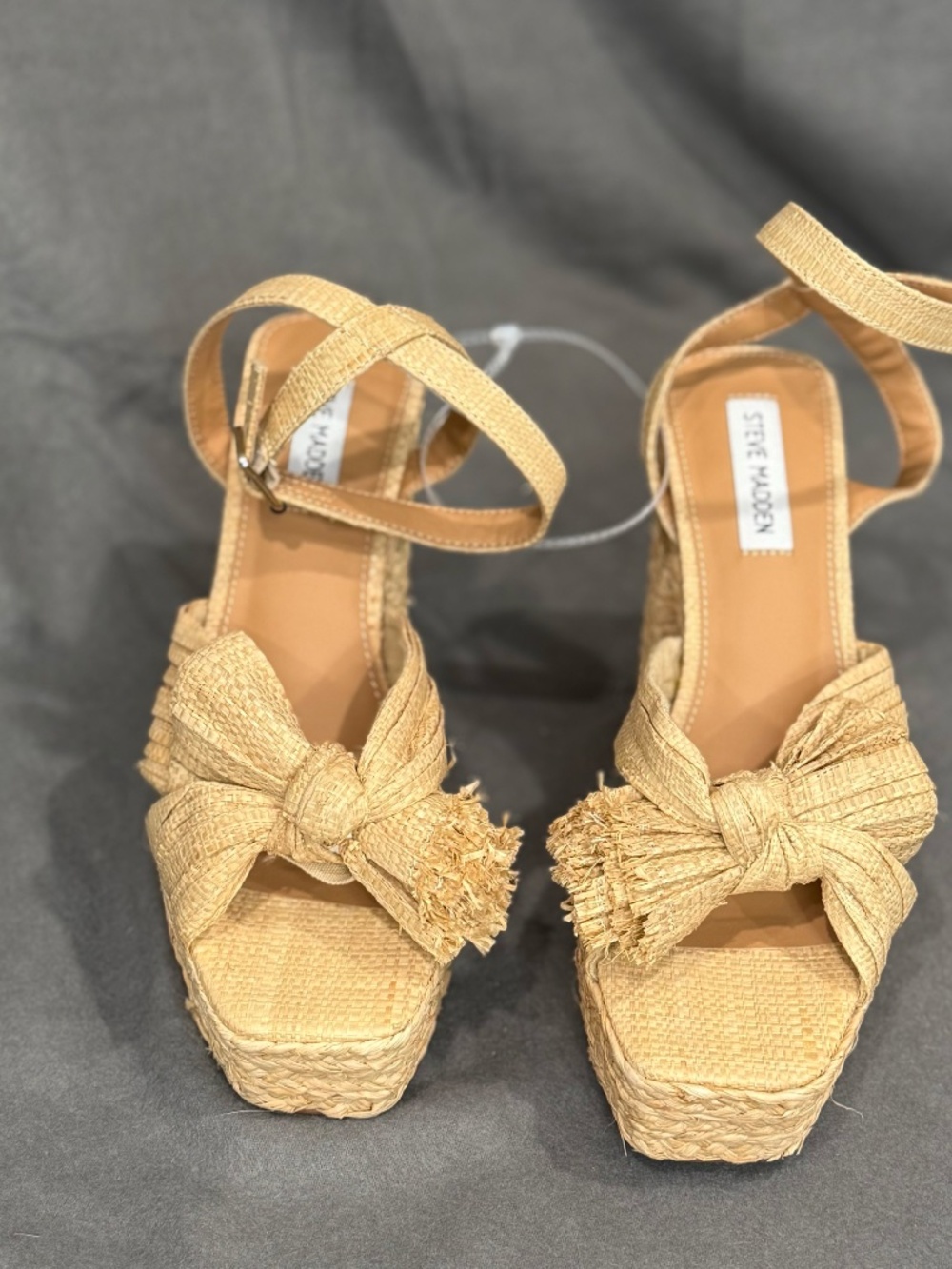 Steve Madden Romey Raffia Platform Sandals Tan Fringed Bow Block Heel Women’s 10 - Picture 2 of 9